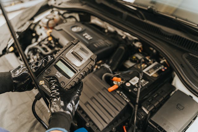  The Skills Gap: Why Training is Crucial for the Future of Car Repair